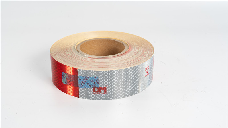 DMCT1800国标一级车身反光标识