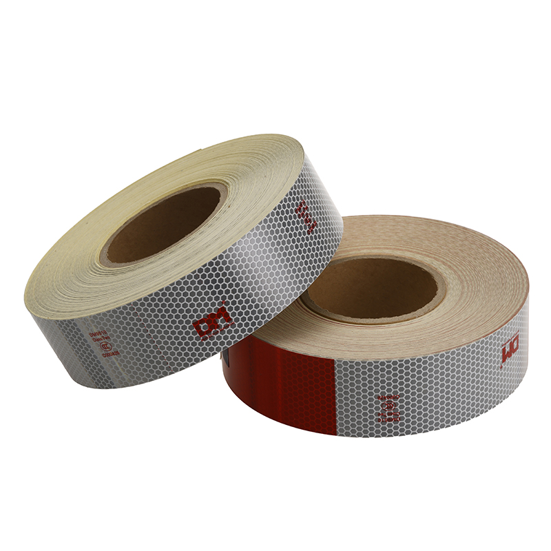 DM9510国标二级车身反光标识