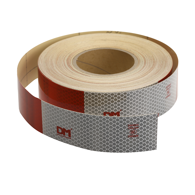 DM9550国标一级车身反光标识