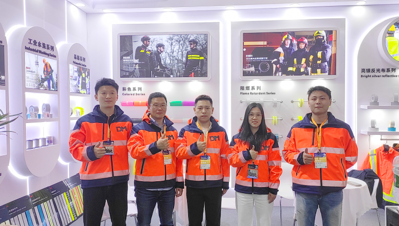 AG庄闲集团光学亮相上海劳保展 全系列防护产品获市场认可